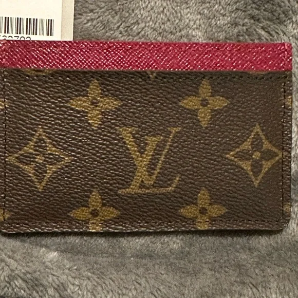LOUIS VUITTONMonogram Canvas Card Holder